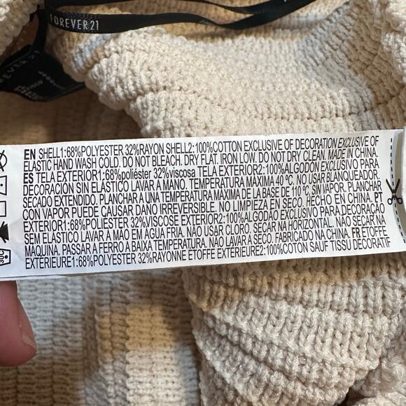 Knit Strapless Cropped Top sz L Eyelet Details cottagecore Whimsy - Picture 5 of 6